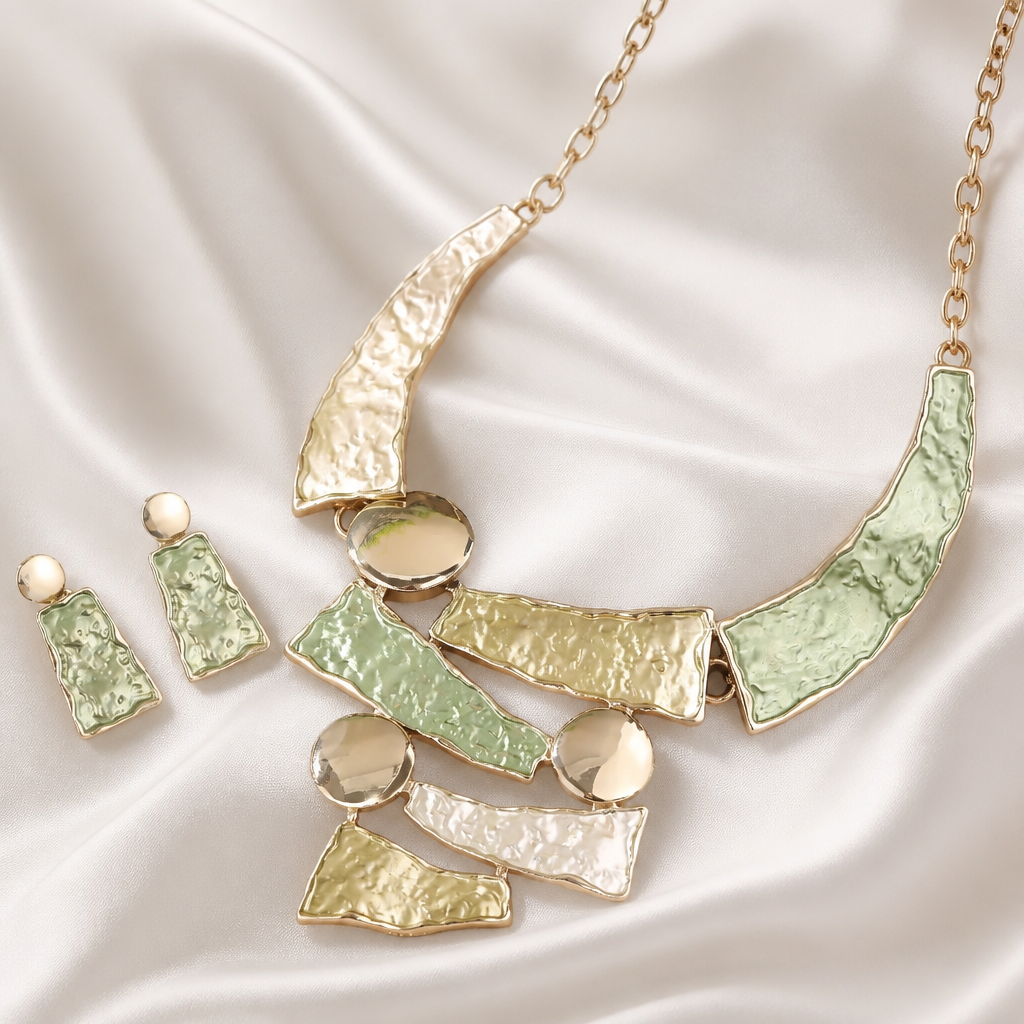 Ensemble Collier Et Boucles D’Oreilles